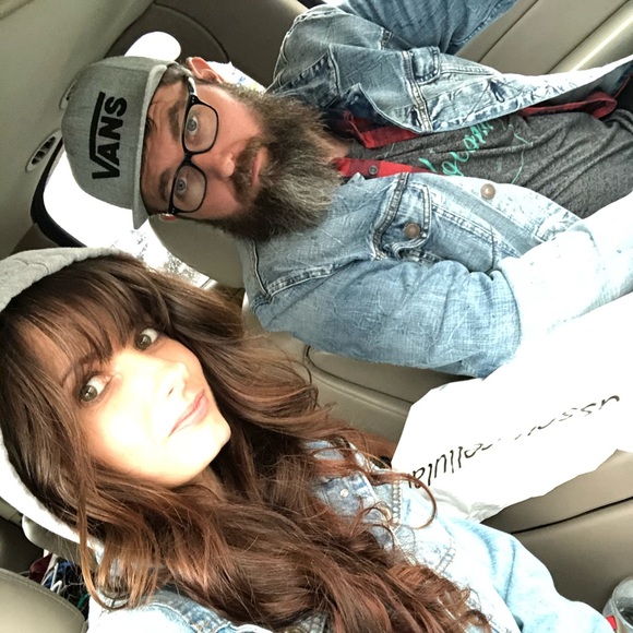 Meet your Posher, Jason/Christy - Picture 1 of 9